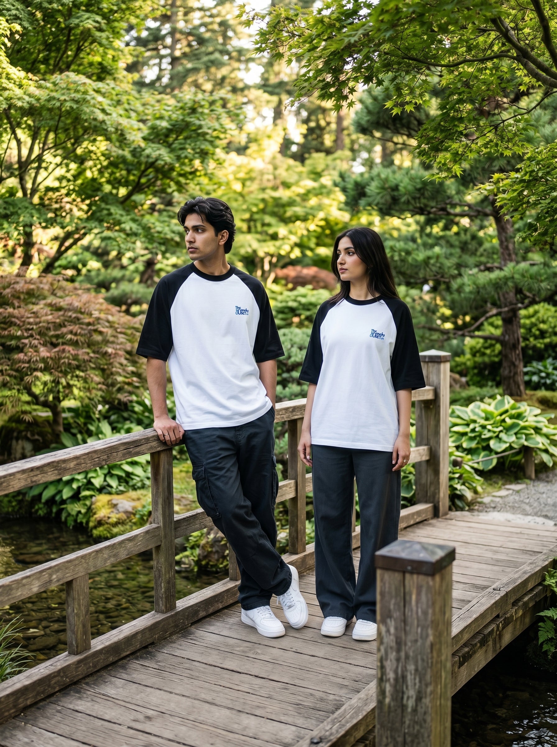 Oversized Raglan - Black & White